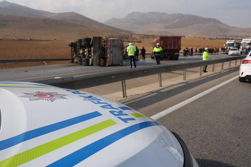 Konya’daki kamyon faciasında can veren Recep Senirli’ye acı veda 8